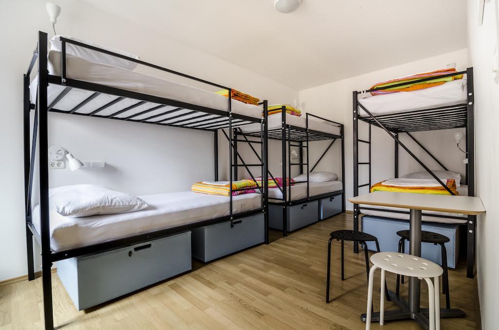 Hostel Alieti Izola Zimmer foto