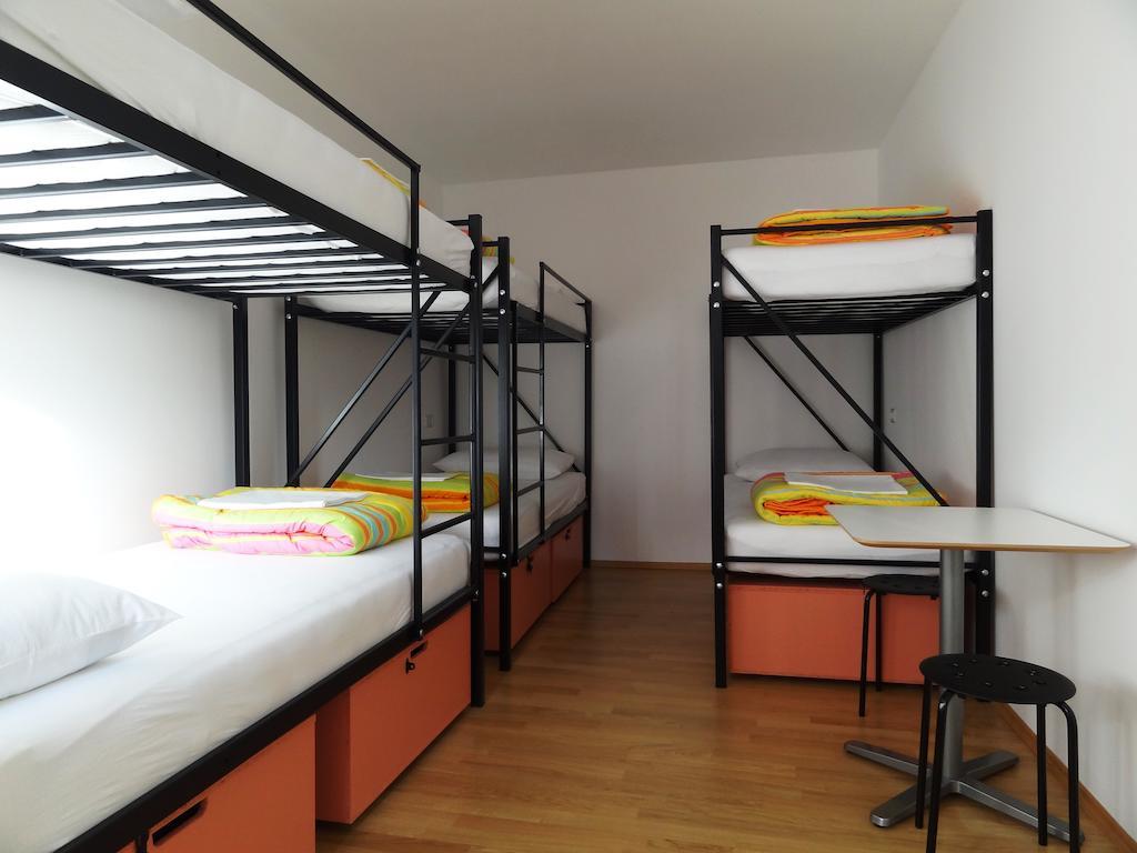 Hostel Alieti Izola Zimmer foto